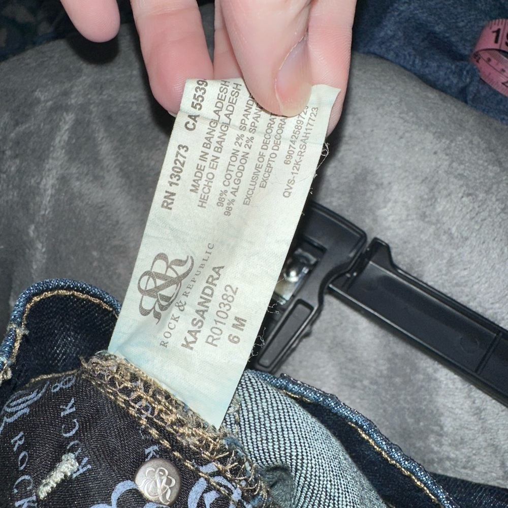 Rock & Republic Dark Blue Boot Cut Jeans - Picture 8 of 8